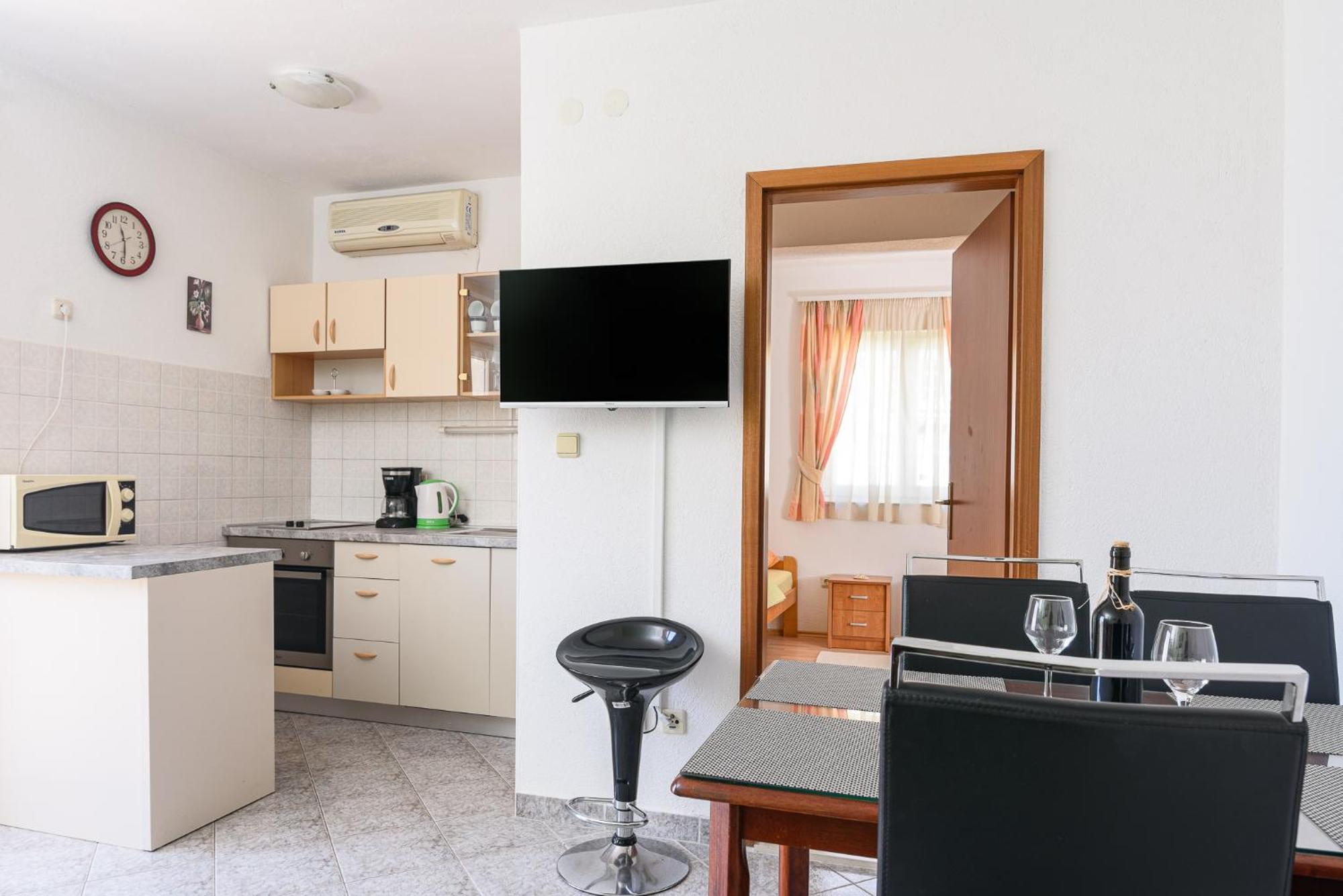 Apartmani Suki 特罗吉尔 外观 照片